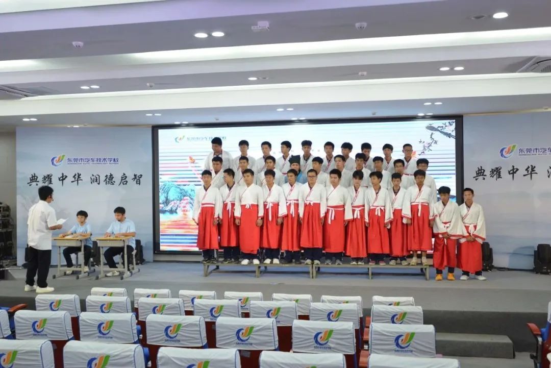 1CAF8