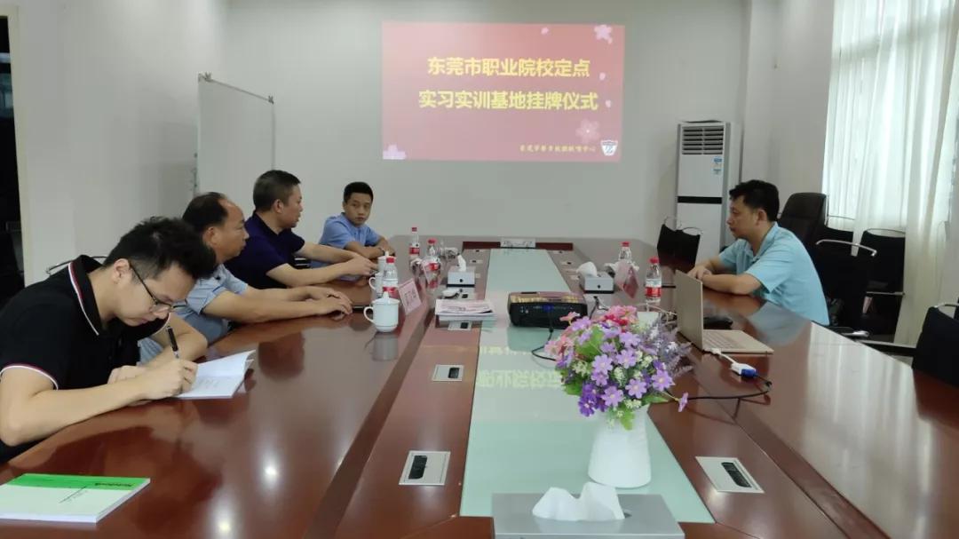 微信图片_20190619093336.jpg